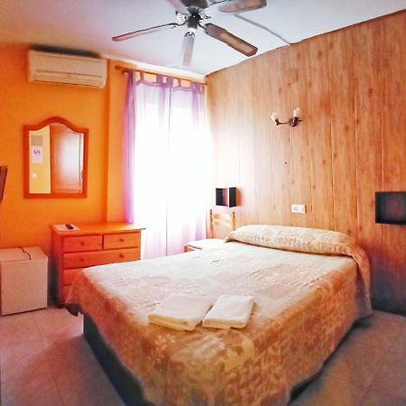 Hostal Cristina Denia Eksteriør bilde